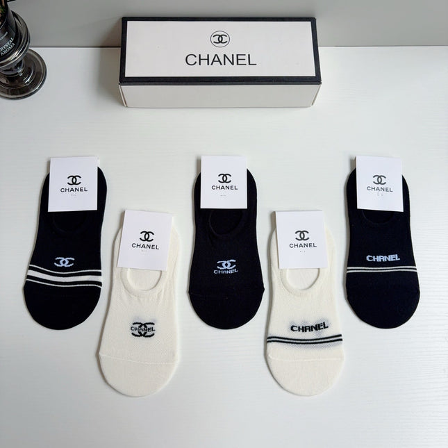 CHANEL 26S NO-SHOW SOCKS 412412 (1 BOX)