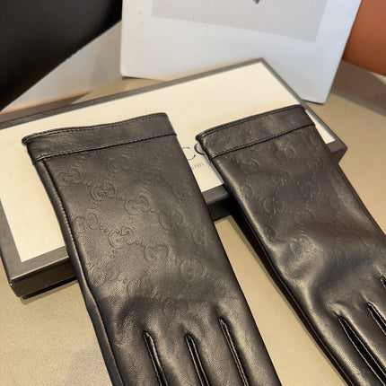 GLOVES IN BLACK EMBOSSED LAMBSKIN 423484