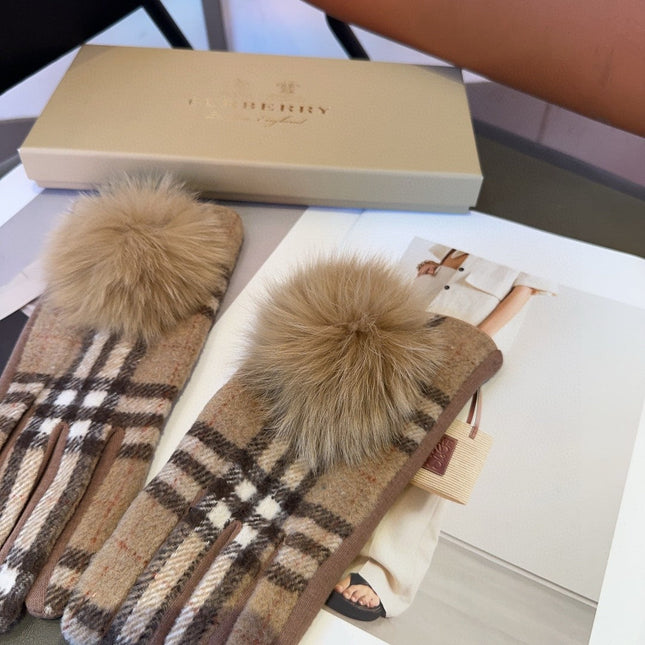 GLOVES IN CAMEL BEIGE WOOL 465019