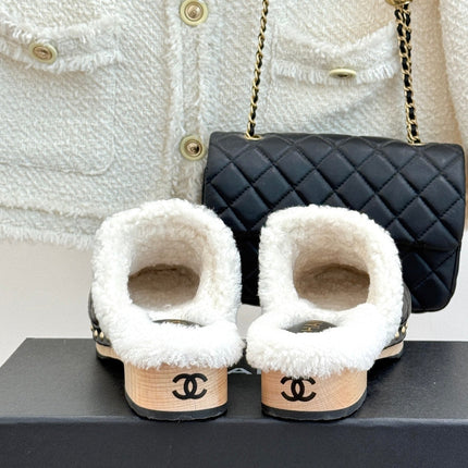 CHANEL 26S QUILTED SHEARLING LINED CLOG MULES IN BLACK CALFSKIN GOLD HARDWARE
