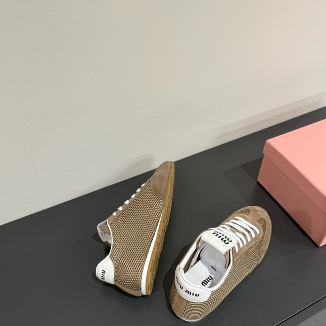 RETRO SNEAKERS IN COFFEE BROWN MESH AND SUEDE