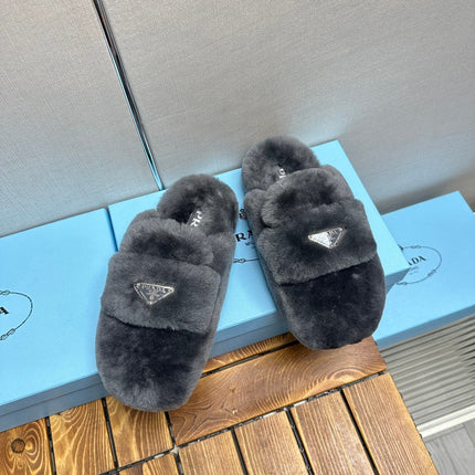 FLAT MULES IN GRAY RABBIT FUR