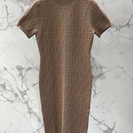 FENDI 26S SHORT-SLEEVE KNIT DRESS 517