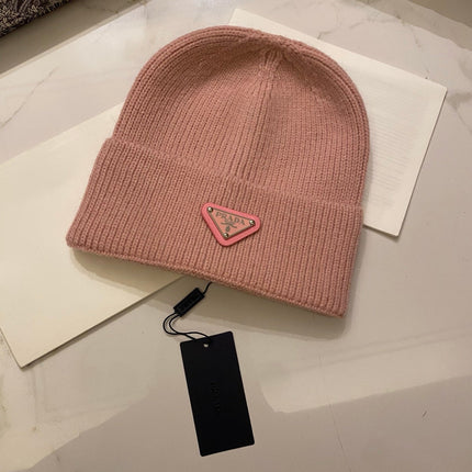 PRADA 26S BEANIE HAT IN LIGHT PINK 560924