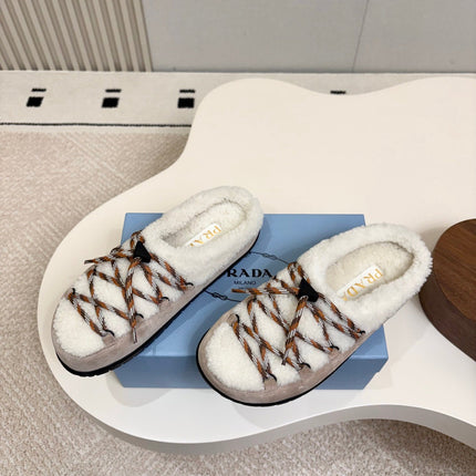 PRADA 26S LACE UP MULE SLIPPERS IN WHITE AND LIGHT BROWN SUEDE SHEARLING LINED