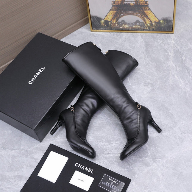 CHANEL 26S KNEE HIGH BOOTS 80 MM  IN BLACK CALFSKIN WITH PATENT LEATHER TRIM AND CC LOGO ON TOE CAP