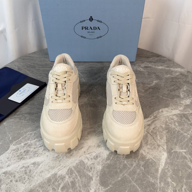 PRADA 26S GEAR SOLE SNEAKERS IN LIGHT BEIGE SUEDE AND MESH