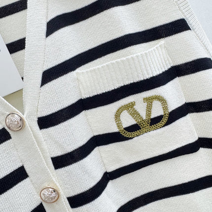 VALENTINO 26S COLLARED KNIT VEST 396