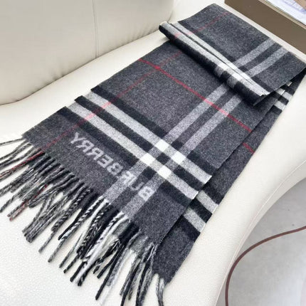 BURBERRY 26S SCARF 210 IN CASHMERE 515977