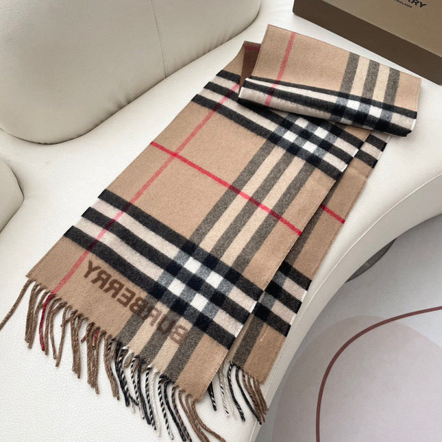 BURBERRY 26S SCARF 210 IN CASHMERE 515973