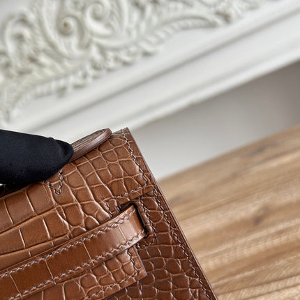 HM 25S KELLY MINI 22 CM IN BROWN LAMBSKIN WITH CROCODILE EMBOSSING AND SILVER HARDWARE