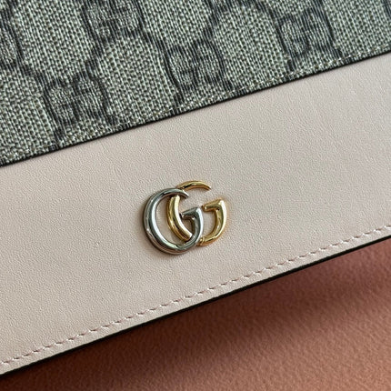 GG MARMONT WALLET ON CHAIN 20 BEIGE AND WHITE IN CALFSKIN