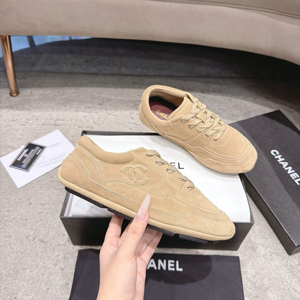 CHANEL 26S LOW TOP SNEAKERS IN LIGHT BROWN SUEDE