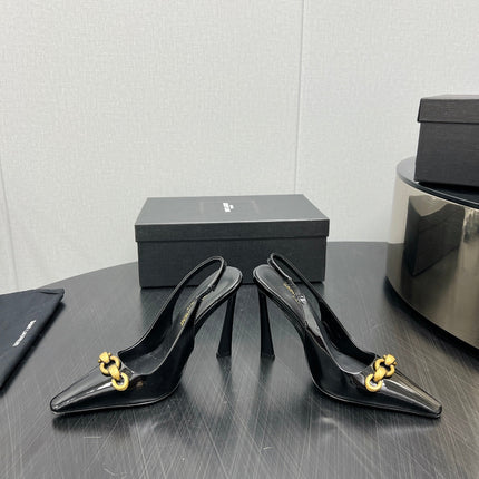 GOLD CHAIN ATTACHED HIGH SLINGBACK IN BLACK GLOSSY CALFSKIN