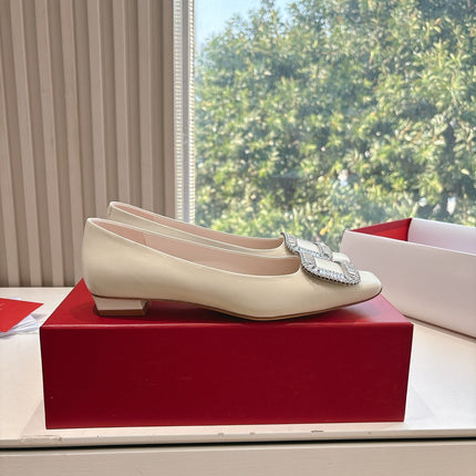 BELLE VIVIER BALLERINAS IN PARCHMENT BEIGE SMOOTH LAMBSKIN