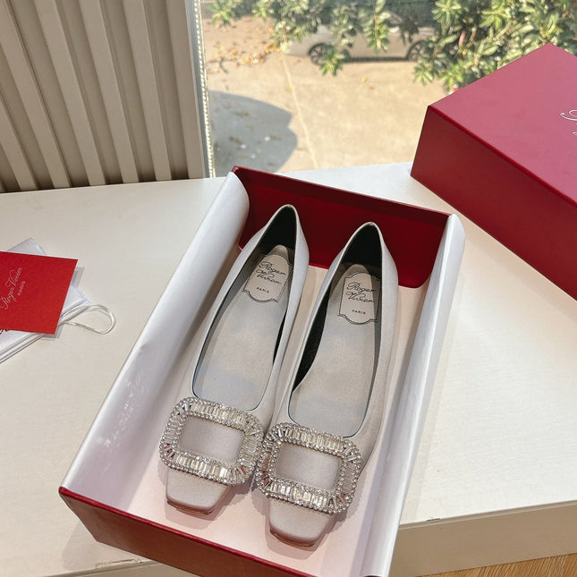 BELLE VIVIER BALLERINAS IN PLATINUM SILK