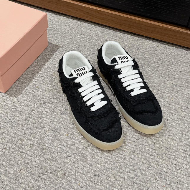 Dexun Sneaker Black Canvas
