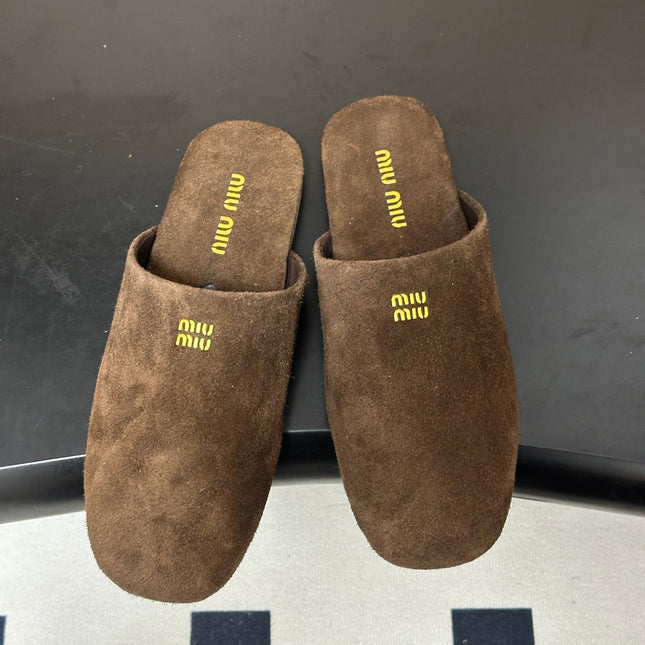 MIUMIU 26S MULE LOAFERS IN DARK BROWN SUEDE LOGO
