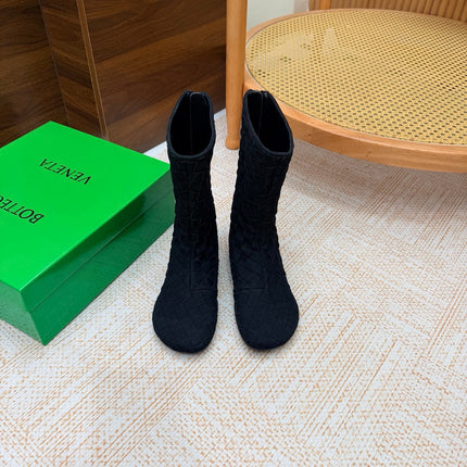 BOTTEGA VENETA 26S FLAT MID CALF BOOTS IN BLACK BRAIDED SUEDE