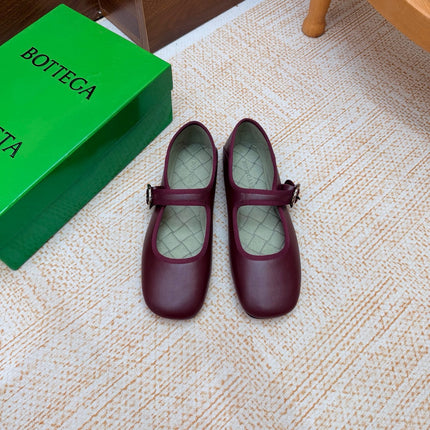 BOTTEGA VENETA 26S MARY JANE FLATS IN DARK RED LAMBSKIN WITH BUCKLE