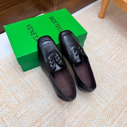 BOTTEGA VENETA 26S LACE-UP LOAFERS IN BLACK LAMBSKIN