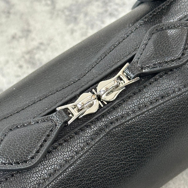 LE TECKEL SMALL BAG 27 IN BLACK GOATSKIN