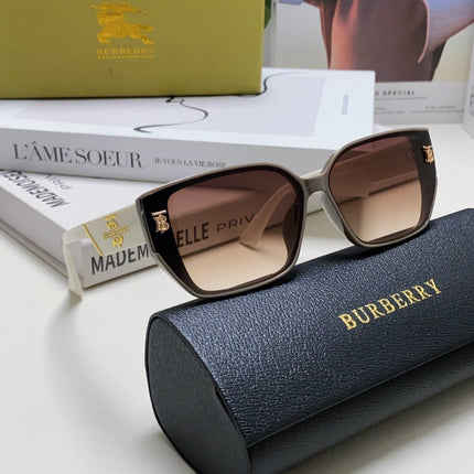 BURBERRY 26S CAT EYE FRAME IN ACETATE 511665
