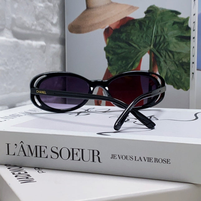 CHANEL 26S OVAL SHAPE IN ACETATE 399840