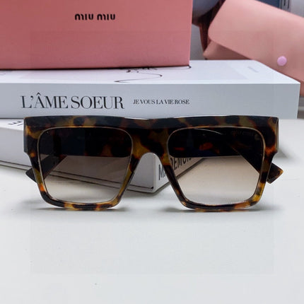 RUNWAY SQUARE SUNGLASSES 513009 IN HAVANA ACETATE