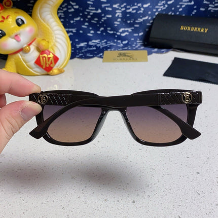 BURBERRY 26S SQUARE FRAME IN ACETATE 493067