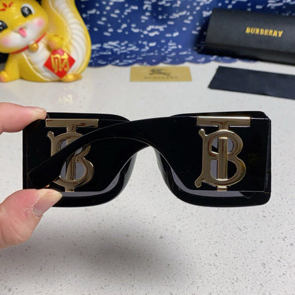BURBERRY 26S RECTANGLE FRAME IN ACETATE 502820