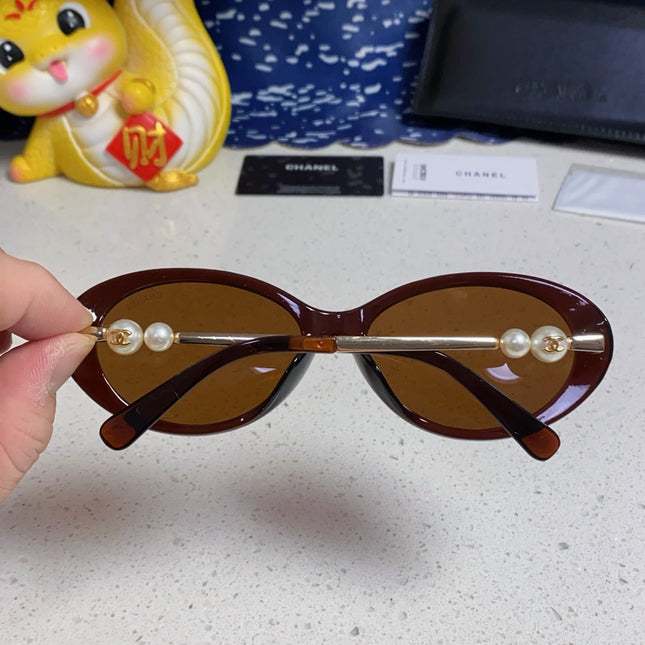 CHANEL 26S OVAL FRAME IN BROWN ACETATE 413423