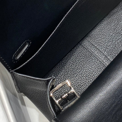 HALZAN 25 HANDLE BAG IN BLACK GRAINED CALFSKIN SILVER HARDWARE