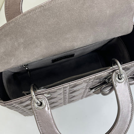 DIOR 26S MEDIUM LADY BAG 24 IN METALLIC ROSE GOLD CALFSKIN SILVER HARDWARE