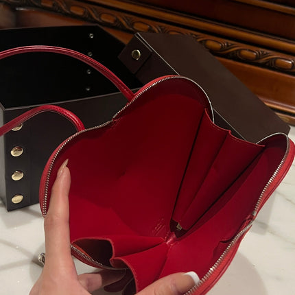 LE COEUR BAG 21 IN OLD BRICK SUEDE