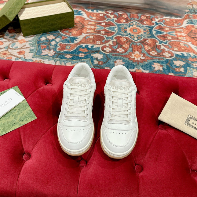GUCCI 26S SNEAKERS IN WHITE CALFSKIN WITH LOGO