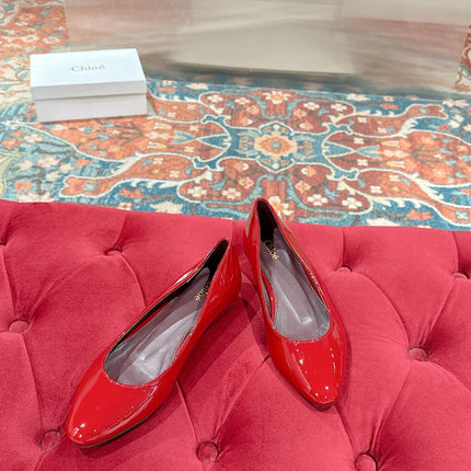 CHLOE 26S BALLET FLATS IN RED PATENT CALFSKIN