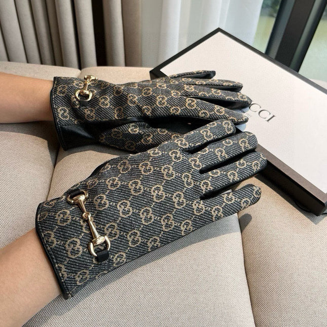 HORSEBIT GLOVES IN STONE BLUE MONOGRAM JACQUARD FABRIC MIX BLACK SHEEPSKIN 456333