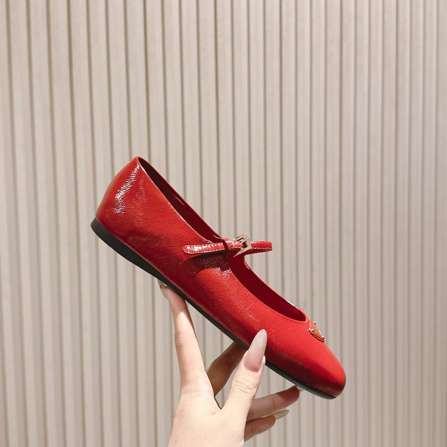 PRADA 25S BALLERINAS IN RED WINE CALFSKIN GLOSSY