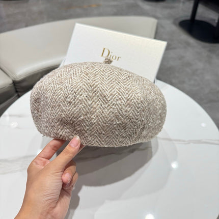 PRADA  26S TWEED BERET 566130