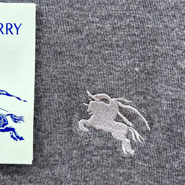 BURBERRY 26S CREW-NECK KNIT SWEATER 553