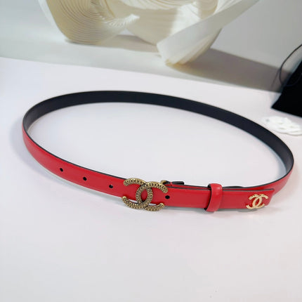 CC BELT 20 MM IN CHERRY RED CALFSKIN WITH GOLD BUCKLE AND LOGO