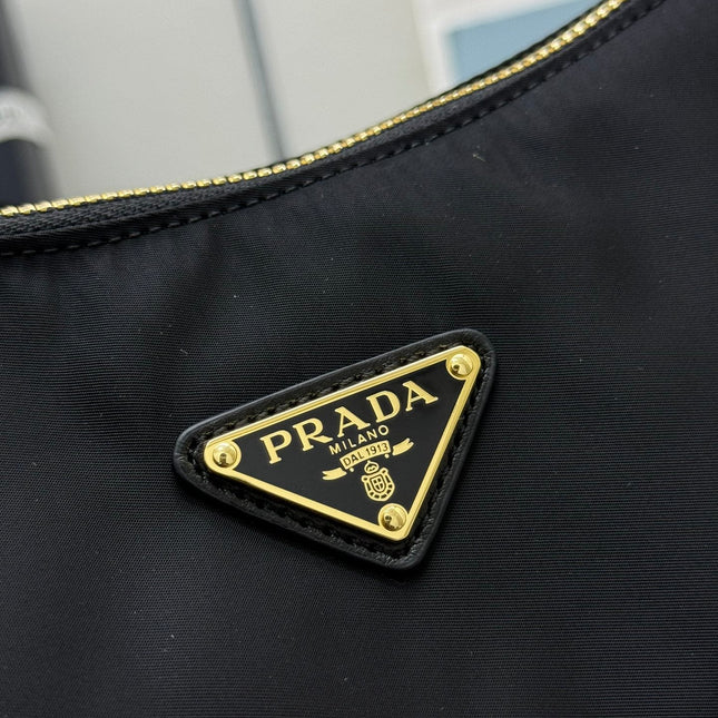 PRADA 25S EXPLORE LARGE RE-NYLON SHOULDER BAG 32 IN BLACK WITH FLAP