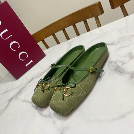 GUCCI 26S FLAT MULES IN GREEN CANVAS