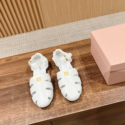 FISHERMAN BUCKLE SANDALS IN WHITE LAMBSKIN