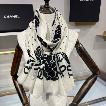 CHANEL 26S SCARF 200 IN CASHMERE 509252
