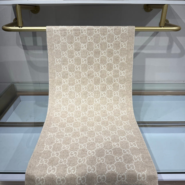 GUCCI 26S SCARF 190 IN CASHMERE 511108