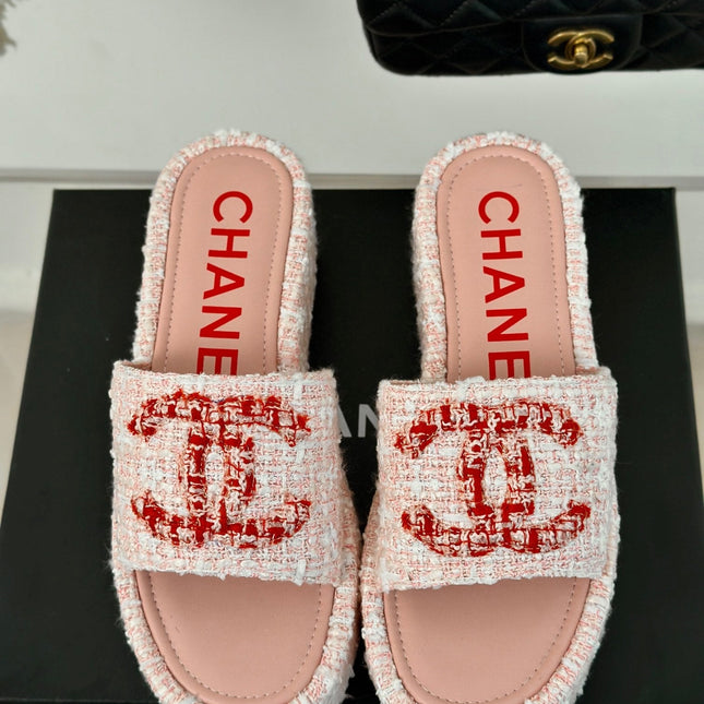 CLASSIC SLIPPERS THICK SOLE IN LIGHT PINK TWEED