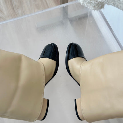CHANEL 26S KNEE HIGH BOOTS 50MM IN BEIGE SMOOTH CALFSKIN WITH BLACK PATENT CALFSKIN CAP TOE GOLD HARDWARE