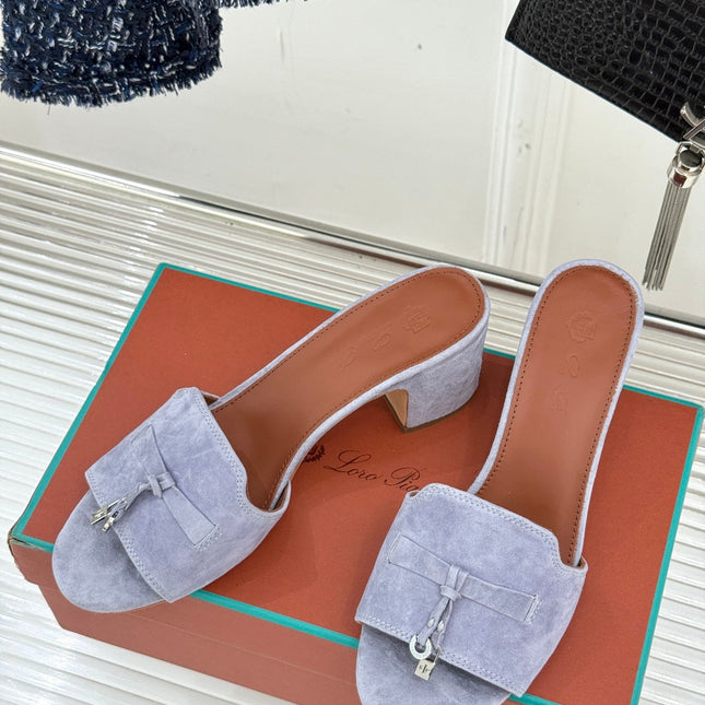 HIGH HEELS IN GREY SUEDE  AND LAMBSKIN